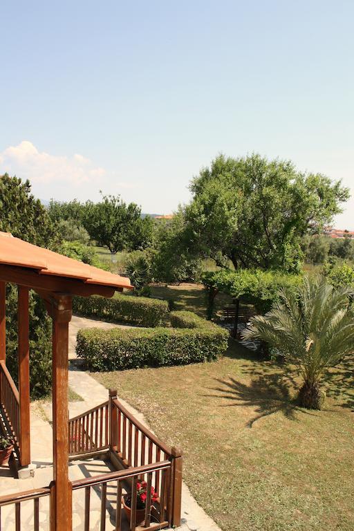Apartment Villa Nikiti *